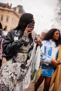 Street style at Paris Fashion Week Fall 2023