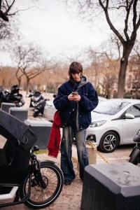 Street style at Paris Fashion Week Fall 2023