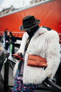Street style at Paris Fashion Week Fall 2023