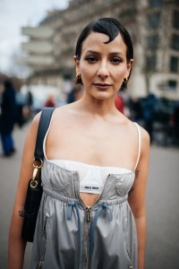 Street style at Paris Fashion Week Fall 2023