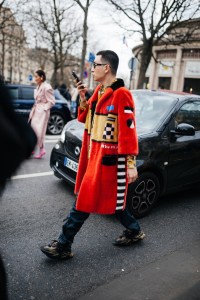 Street style at Paris Fashion Week Fall 2023