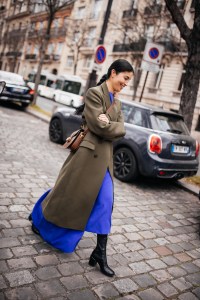Street style at Paris Fashion Week Fall 2023