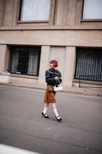 Street style at Paris Fashion Week Fall 2023