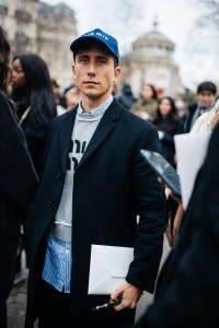 Street style at Paris Fashion Week Fall 2023