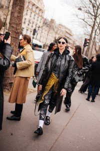 Street style at Paris Fashion Week Fall 2023