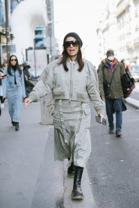 Street style at Paris Fashion Week Fall 2023