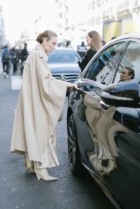 Street style at Paris Fashion Week Fall 2023