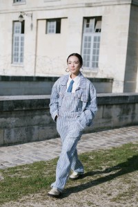 Street style at Paris Fashion Week Fall 2023