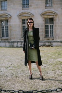 Street style at Paris Fashion Week Fall 2023