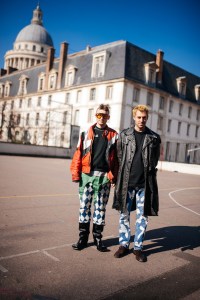 Street style at Paris Fashion Week Fall 2023