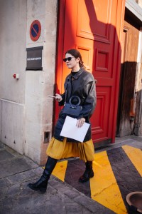 Street style at Paris Fashion Week Fall 2023
