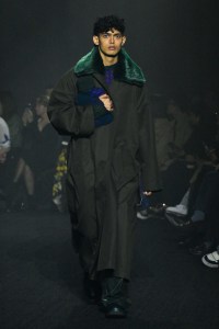 Burberry RTW Fall 2023