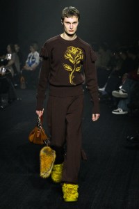 Burberry RTW Fall 2023
