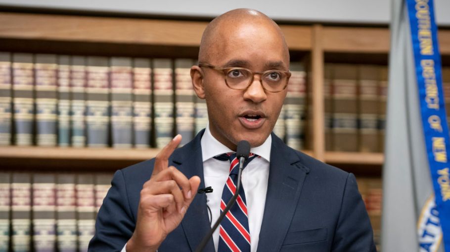 The U.S. Attorney's Office announced last week it settled a civil lawsuit with an apparel importer avoiding "hundreds of thousands of dollars" in proper customs