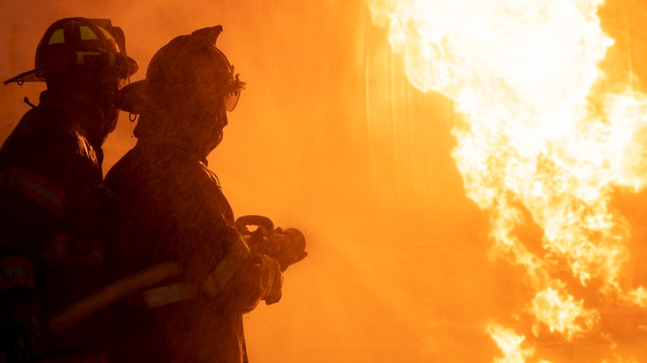 India Factory Fire Kills Garment Worker
