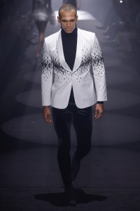 Julien Macdonald RTW Fall 2023