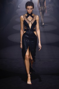 Julien Macdonald RTW Fall 2023