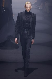 Julien Macdonald RTW Fall 2023