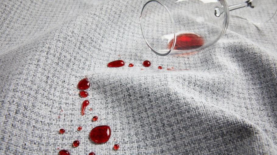 A new study counters claims that PFAS helps fibers resist stains.
