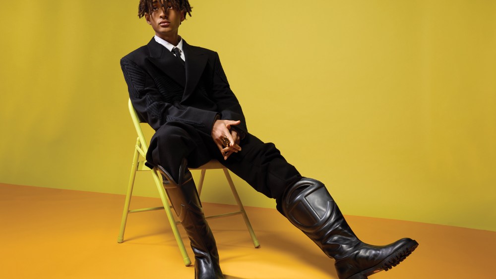 jaden smith, jaden smith fashion, jaden smith style, jaden smith family, jaden smith will smith, will smith, will smith style, will smith 90s fashion, jaden smith msfts, msfts, msftsrep, new york fashion week, nyfw, black fashion designers, black designers, black fashion, teflar, off-white, balmain, romeo hunte, cover shoot, fashion shoot, fn cover shoot, fn, footwear news, shoes, shoe trends