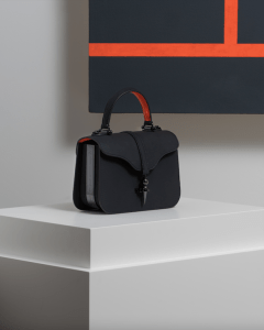 Maison Joseph Duclos's Diane bag inspired to Peter Halley's artwork.