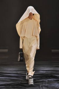 Akiko Aoki RTW Fall 2023