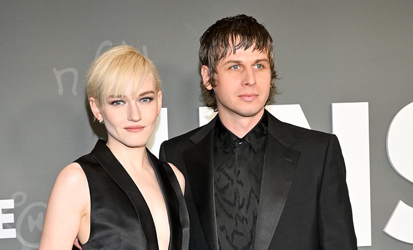 Julia Garner and Mark Foster at the premiere of "Unstable" held at the Tudum Theater on March 23, 2023 in Los Angeles, California.