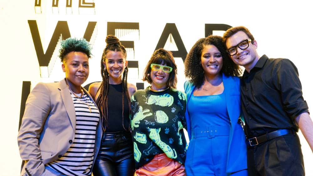 Christin Brown, Clare Brown, Arielle Egozi, Alicia Williams with WWD's  James Manso