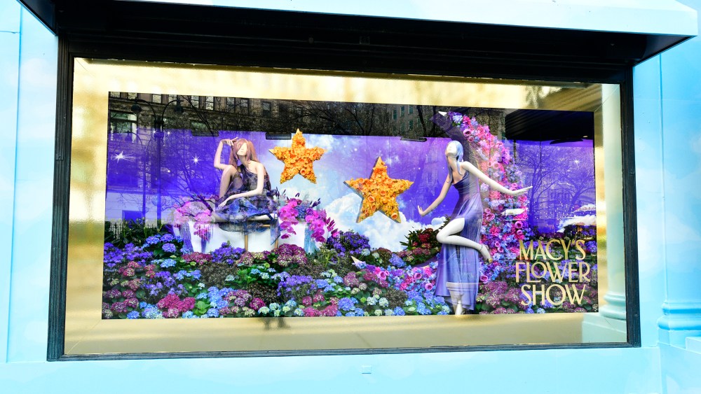 A window display at Macy's Flower Show designed by FIT students.