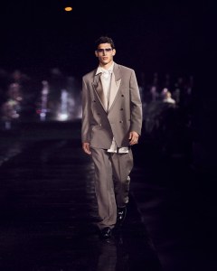 Hugo Boss RTW Spring 2023