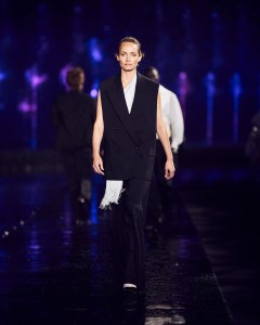 Hugo Boss RTW Spring 2023