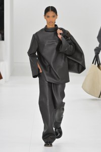 Loewe RTW Fall 2023