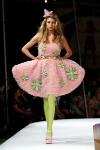 Moschino RTW Resort 2019
