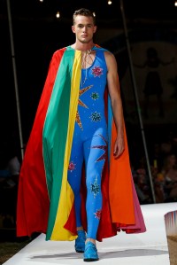 Moschino RTW Resort 2019