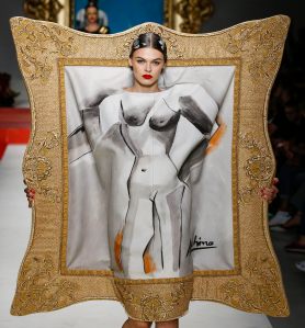 Moschino RTW Spring 2020