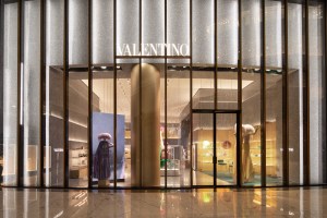 The Valentino Dubai store's windows reinterpreted by Anna Dello Russo.