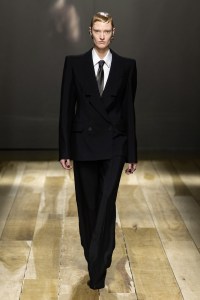 Alexander McQueen RTW Fall 2023