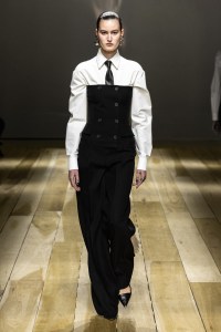 Alexander McQueen RTW Fall 2023