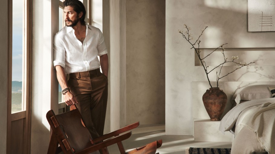 Banana Republic's BR Home line includes organic cotton, European linen and cotton cashmere.