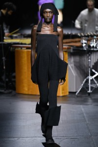 Issey Miyake RTW Fall 2023
