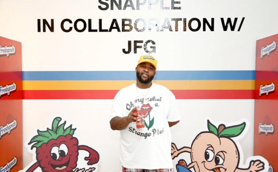 Joe Freshgoods Launches a Merit-Based School Store in Chicago With the Chicago Blackhawks