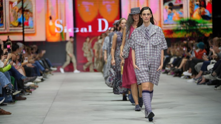 …And the Award Goes to: Sustainable Fashion on Demand