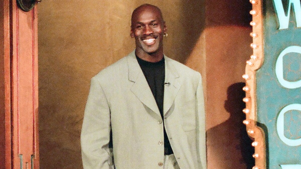 THE TONIGHT SHOW WITH JAY LENO -- Episode 1225 -- Pictured: (l-r) Professional basketball player Michael Jordan arrives on September 16, 1997 -- (Photo by: Joseph Del Valle/NBCU Photo Bank/NBCUniversal via Getty Images via Getty Images)