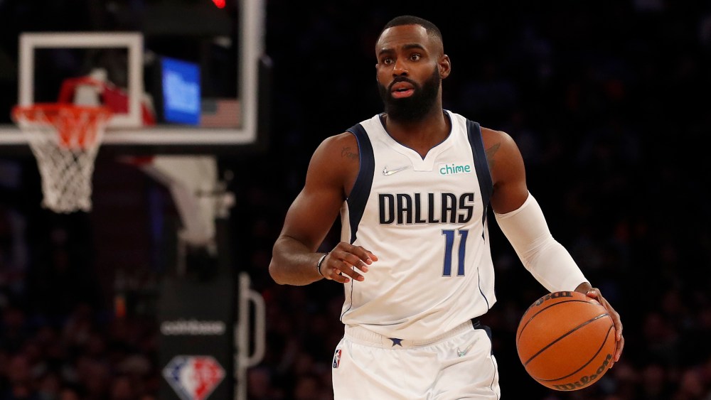 Tim Hardaway Jr. of the Dallas Mavericks in action against the New York Knicks at Madison Square Garden on Jan. 12, 2022
