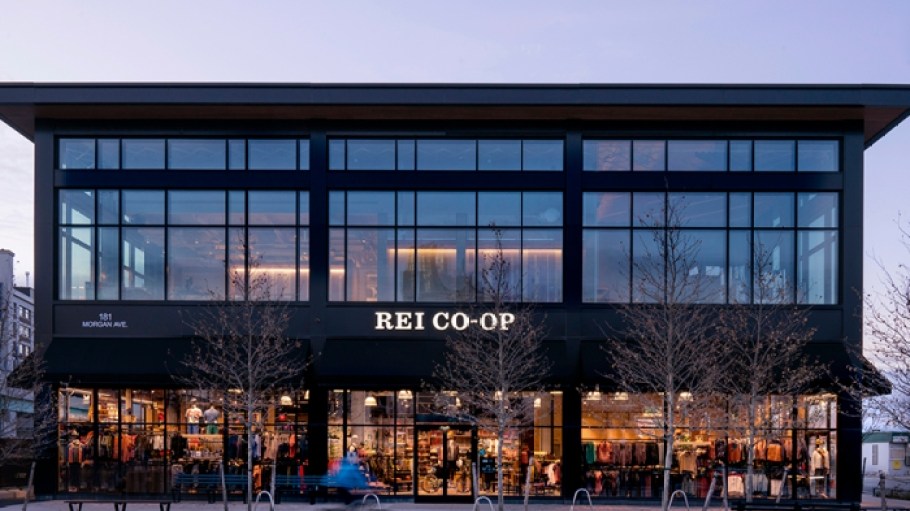 4 More REI Stores File for Union Election
