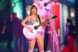 taylor swift, eras tour, lover, swift city, arizona, state farm