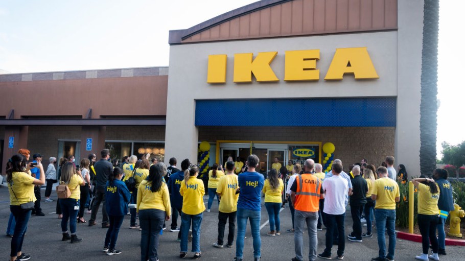 IKEA's investing $2.19 Bn in the US to open 8 big-box stores, 9 Plan & order doors, & improve its fulfillment network, plus add 2,000+ jobs.