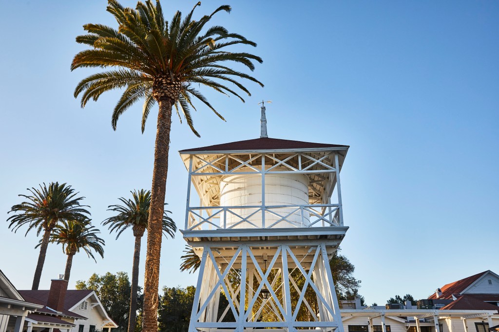 Auberge Brings Luxe to Coastal Cowgirl Haven Santa Ynezย Valley