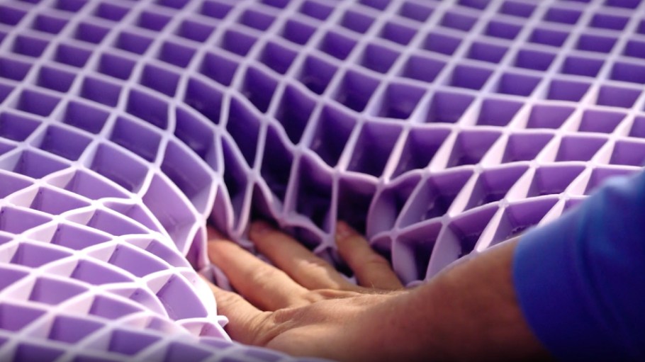 Mattress firm Purple Innovation's agreement with activist Coliseum Capital resolves multiple issues, including the dismissal of a lawsuit.