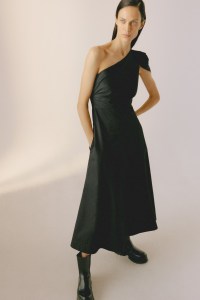 Roland Mouret Pre-Fall 2023